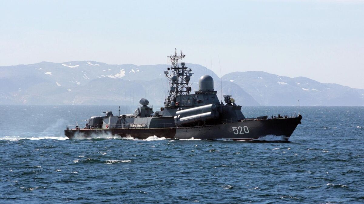 A Kola Flotilla ship conducting combat training in the Barents Sea