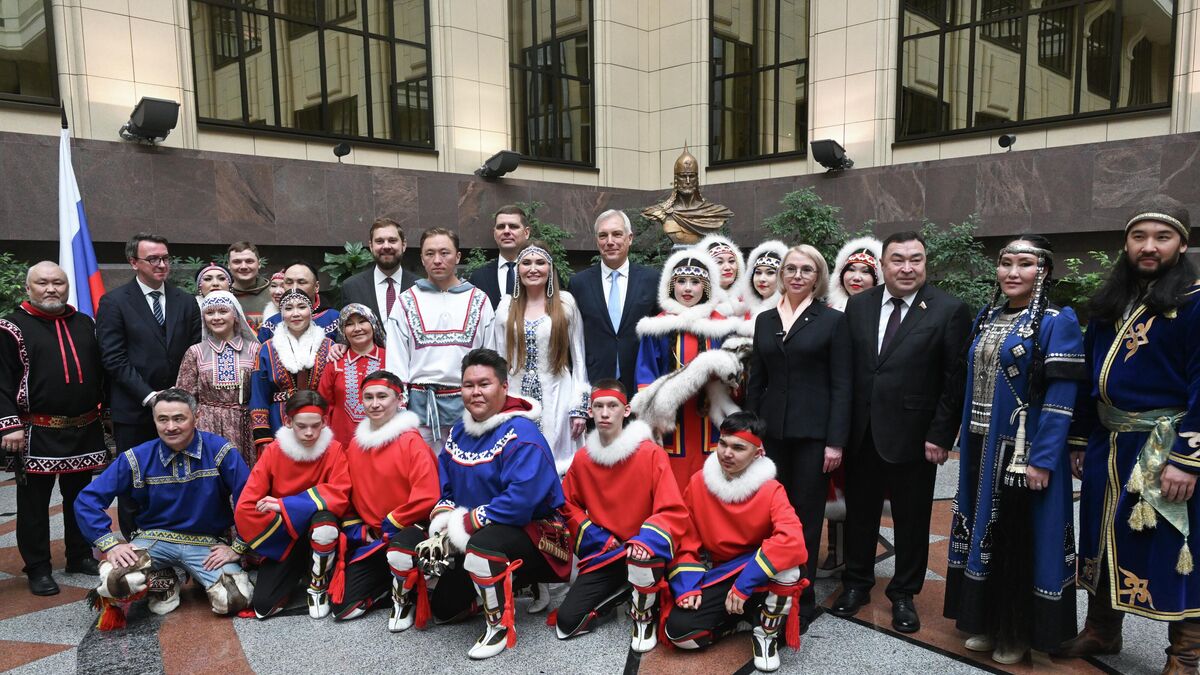 Participants in the celebrations for the Day of Indigenous Small-Numbered Peoples of Russia inside the Foreign Ministry building in Moscow