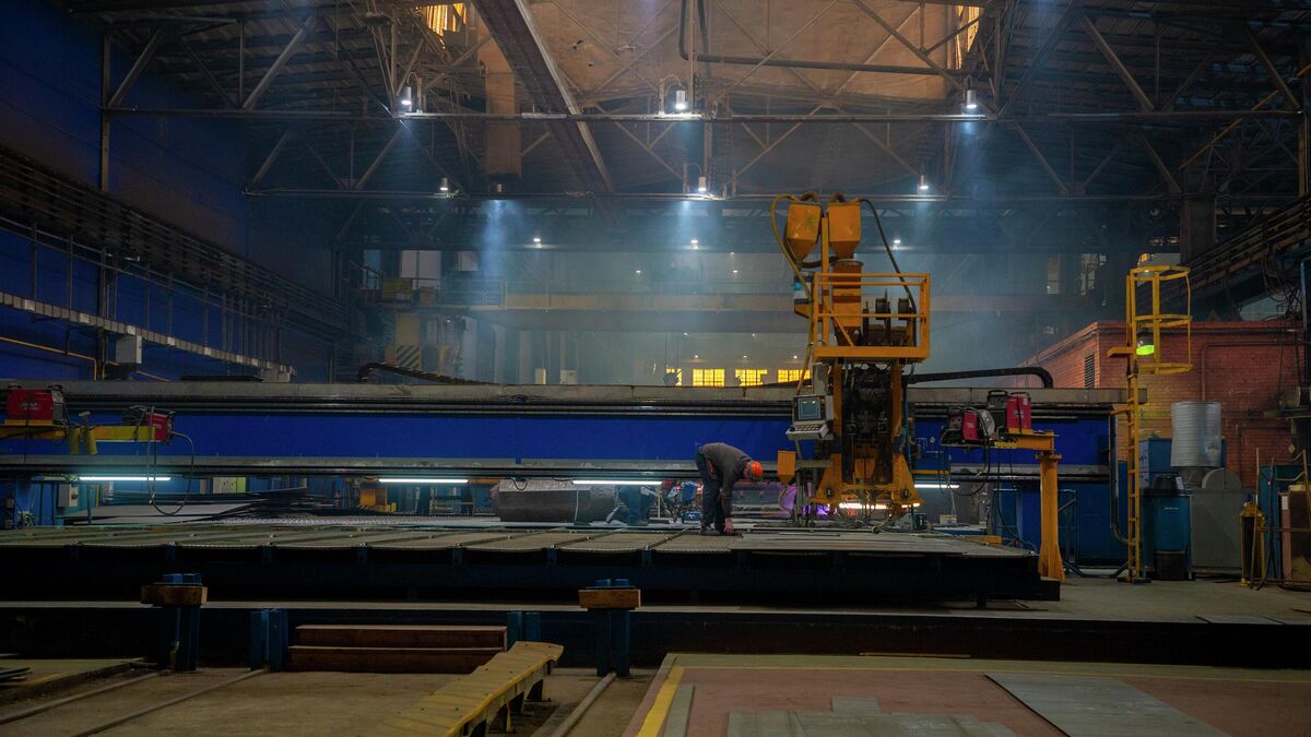 The assembly and welding shop at the United Shipbuilding Corporation Baltic Shipyard
