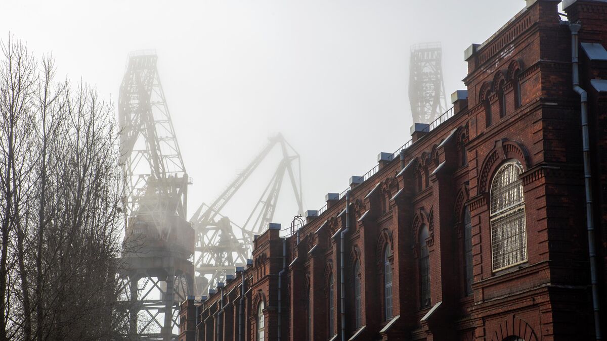 The grounds of the United Shipbuilding Corporation Baltic Shipyard