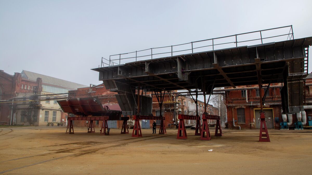The grounds of the United Shipbuilding Corporation Baltic Shipyard