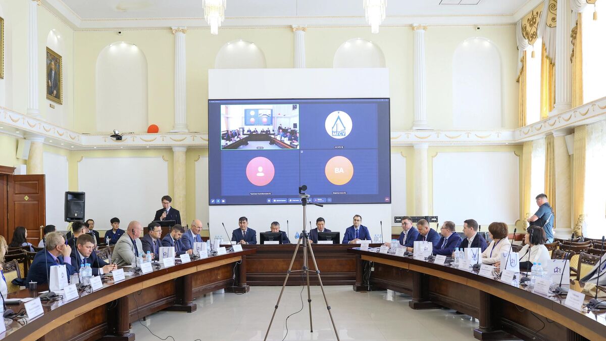 Presentation of a project of the academic school Geotechnical Engineering in the cryolithozone at the Ammosov Northeastern Federal University 