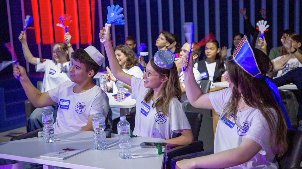 Participants in the final round of the Icebreaker of Knowledge – 2026 project   