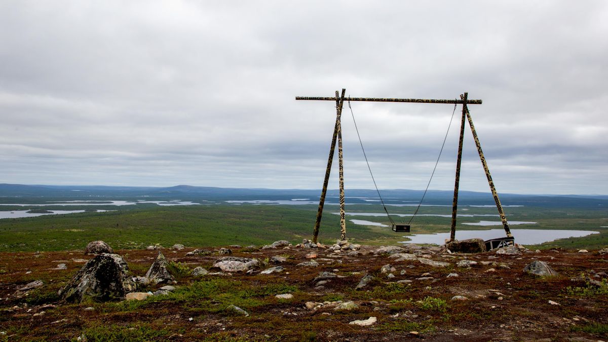 Swing on top of Lisya Mountain in the Murmansk Region