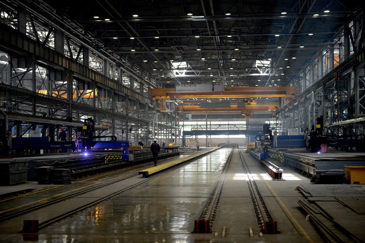 Construction of the shipbuilding complex production workshops in Primorye Territory