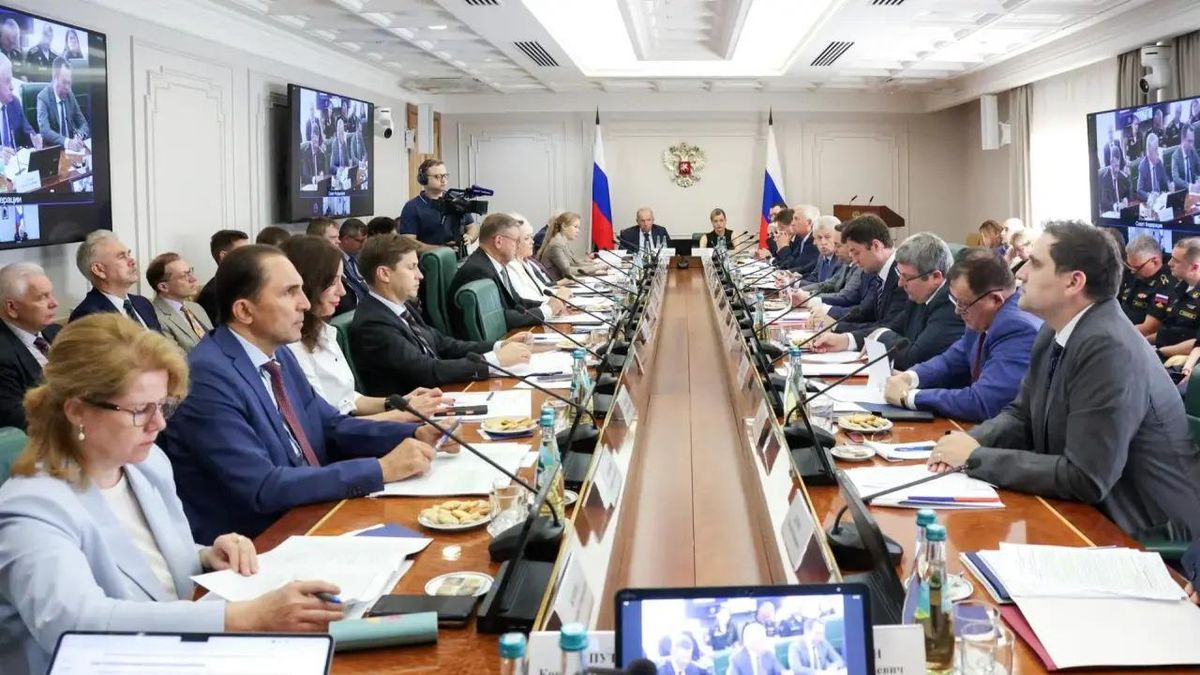 Federation Council roundtable discussion ‘Development of the Northern Sea Route as a strategic alternative to traditional maritime corridors’