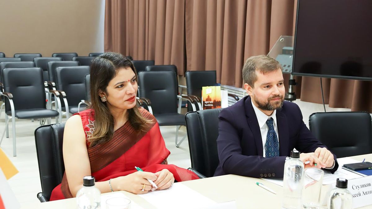 Working meeting between India’s Consul General in St. Petersburg, Neelam Rani, with representatives of the Republic of Karelia