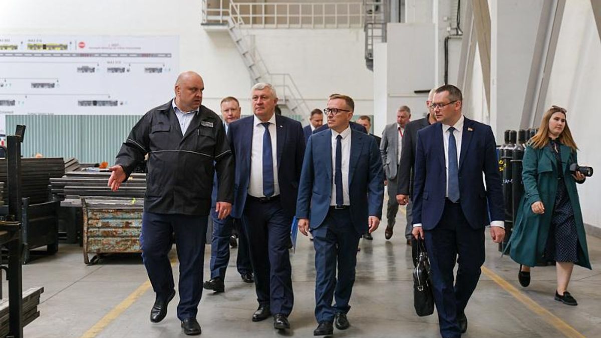 Arkhangelsk Region representatives meet with the management of the Minsk Automobile Plant