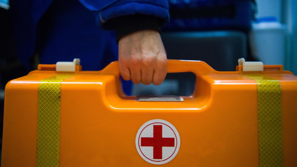 Emergency medical equipment