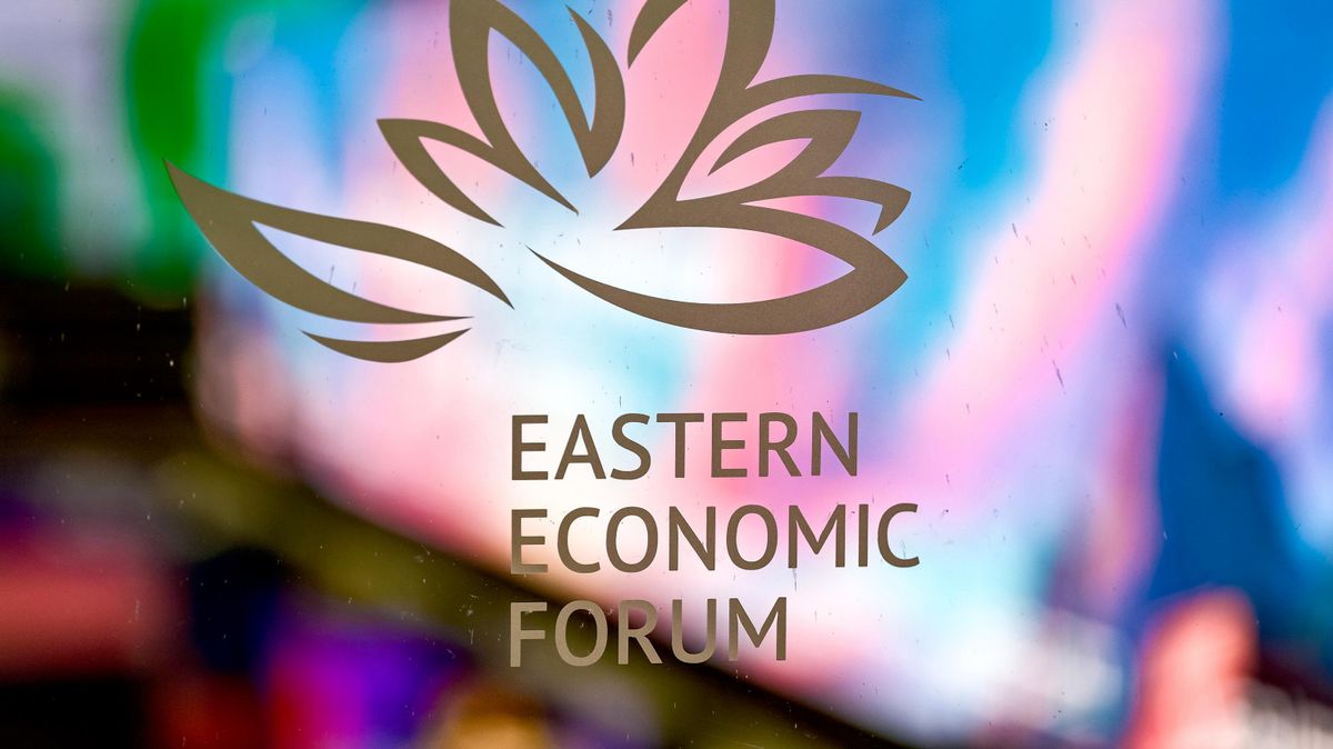 Logotype of the Eastern Economic Forum 