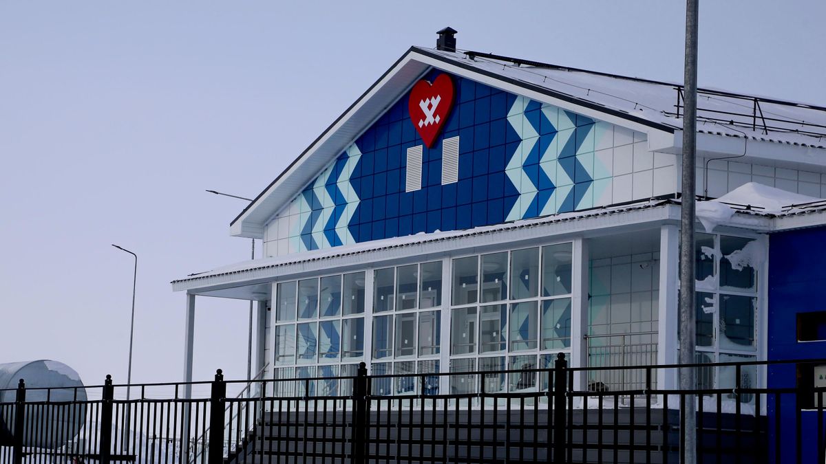 A hospital ward in Tazovsky, Yamal-Nenets Autonomous Area