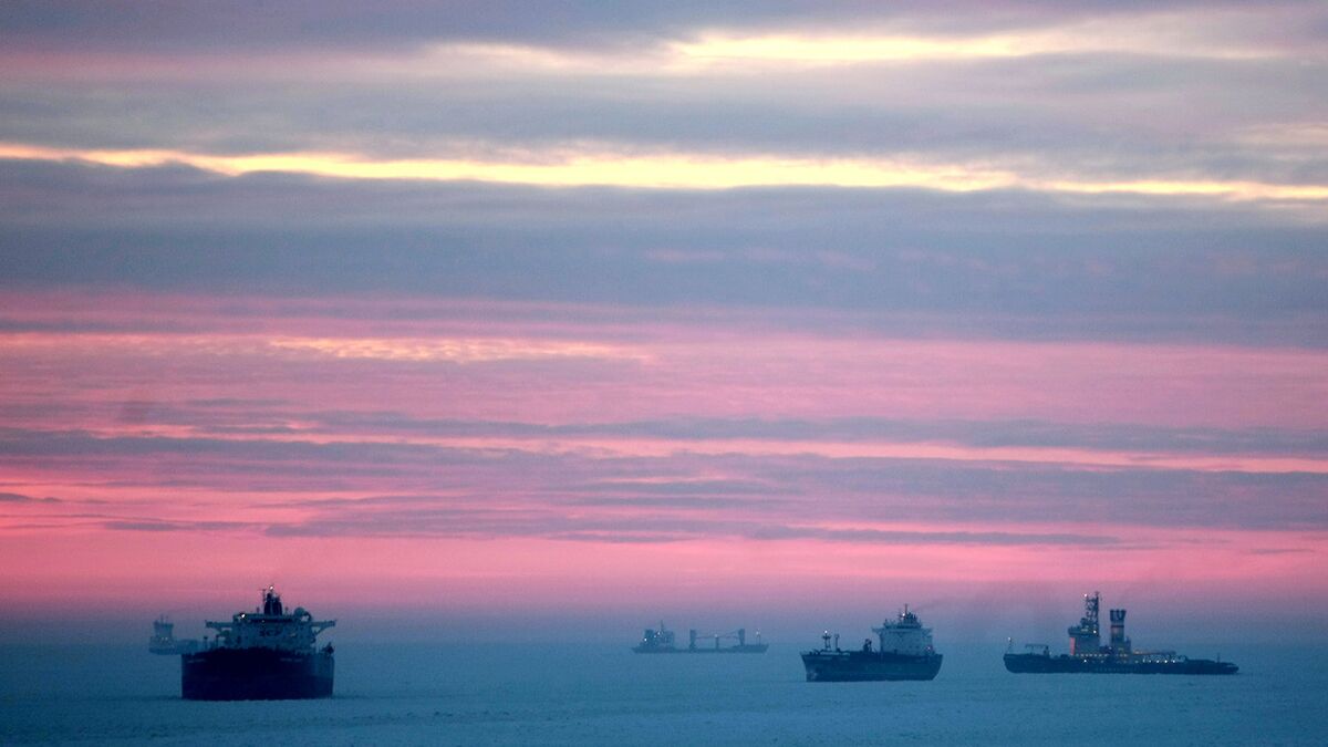 Federal Agency for Technical Regulation and Metrology approves the GOST national standard for preparing ice condition forecasts along the Northern Sea Route